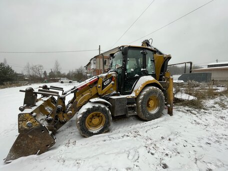 2018 Caterpillar 432, 4800000 рублей, вид 4