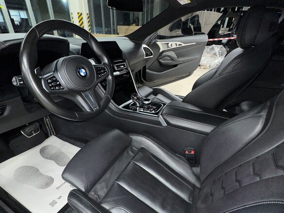 2019 BMW 8 серии 840d xDrive II (G14/G15/G16), чёрный, 7500000 рублей - вид 9