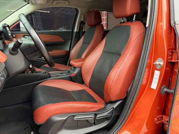 2023 Honda Vezel II, оранжевый, 1630000 рублей - вид 13