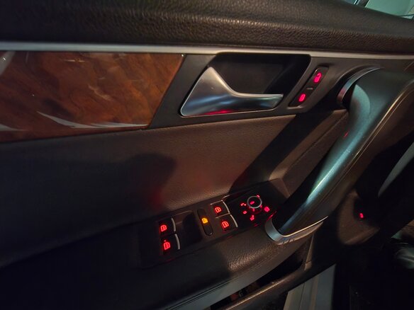 2011 Volkswagen Passat B7, белый - вид 13