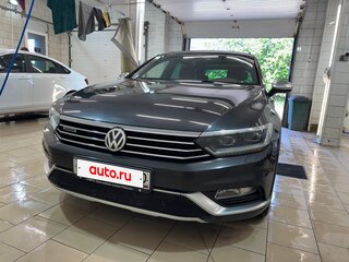 2018 Volkswagen Passat Alltrack DSG7 B8, серый, 2600000 рублей, вид 1