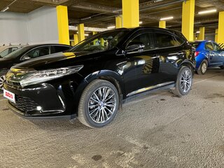 2017 Toyota Harrier III (XU60) Рестайлинг, чёрный, 3200000 рублей, вид 3