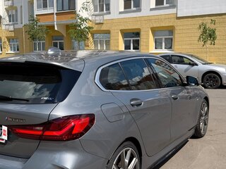 2022 BMW 1 серии M135i xDrive III (F40), серый, 4250000 рублей, вид 5