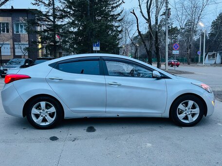 2011 Hyundai Avante V, серый, 750000 рублей, вид 5