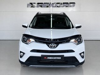 2016 Toyota RAV4 IV (XA40) Рестайлинг, белый, 2329000 рублей, вид 4