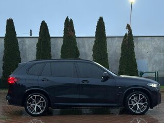 2024 BMW X5 Long 30Li IV (G05/G18) Рестайлинг, чёрный, 9500000 рублей, вид 4