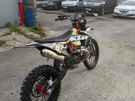 2023 KTM 300 EXC, чёрный, 850000 рублей, вид 4