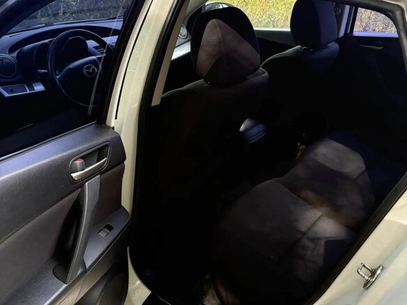 2011 Mazda 3 II (BL), белый, 950000 рублей - вид 14