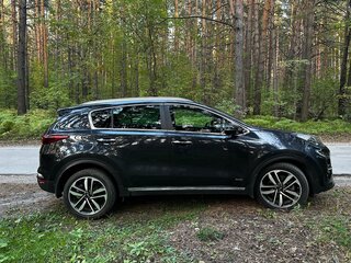 2019 Kia Sportage IV Рестайлинг, чёрный, 2445000 рублей, вид 4