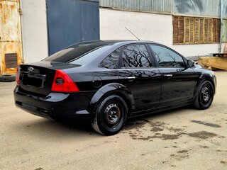 2011 Ford Focus II Рестайлинг, чёрный, 840000 рублей, вид 4