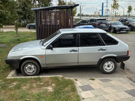2001 Lada (ВАЗ) 21093i, серебристый, 195000 рублей, вид 3