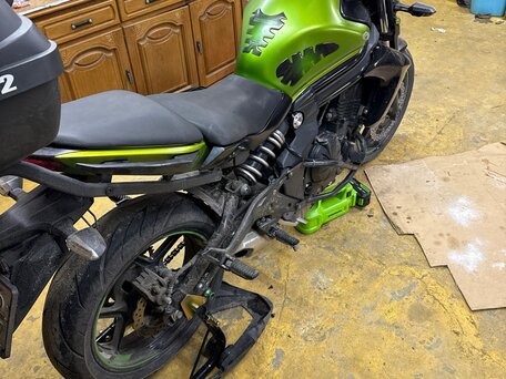 2015 Kawasaki ER-6N, зелёный, 350000 рублей, вид 5