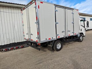 2024 Isuzu Elf (N-series), белый, 3020000 рублей, вид 4