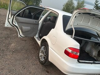 1998 Toyota Corolla VIII (E110) Рестайлинг, белый, 285000 рублей, вид 3