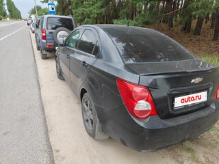 2014 Chevrolet Aveo II, чёрный, 650000 рублей, вид 3