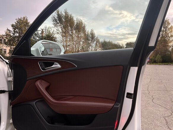 2014 Audi A6 IV (C7), белый, 1800000 рублей - вид 9