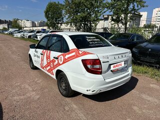 2024 Lada (ВАЗ) Granta I Рестайлинг, белый, 482300 рублей, вид 4