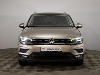 2018 Volkswagen Tiguan II, бежевый, 2049000 рублей, вид 2
