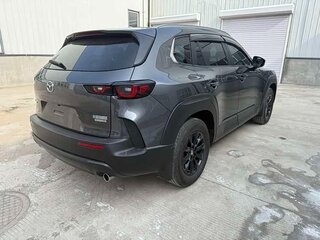 2025 Mazda CX-50, серый, 2547000 рублей, вид 4