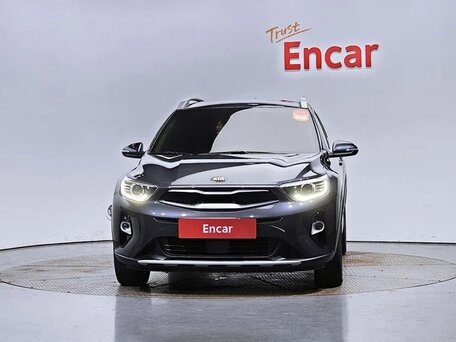 2020 Kia Stonic I, серый, 1670000 рублей, вид 3