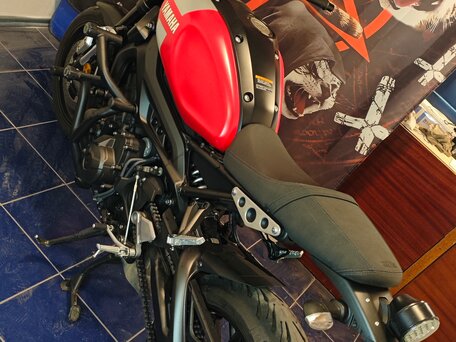 2018 Yamaha XSR900, красный, 870000 рублей, вид 1