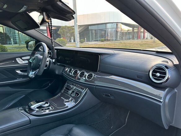 2017 Mercedes-Benz E-Класс AMG 43 AMG V (W213), белый, 3800000 рублей - вид 9