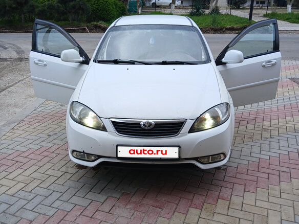 2013 Daewoo Gentra II, белый, 320000 рублей - вид 1