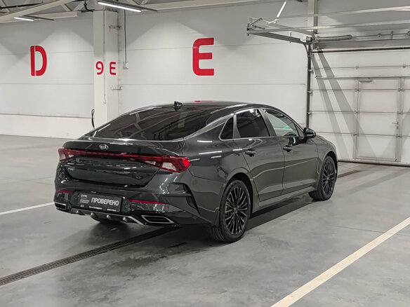 2020 Kia K5 III, серый, 2270000 рублей - вид 4