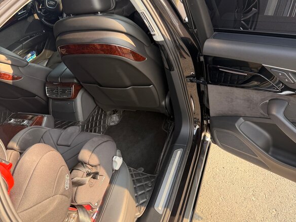 2012 Audi A8 Long III (D4), чёрный, 2700000 рублей - вид 18