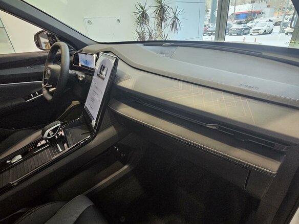 2026 Geely Cityray, белый - вид 22