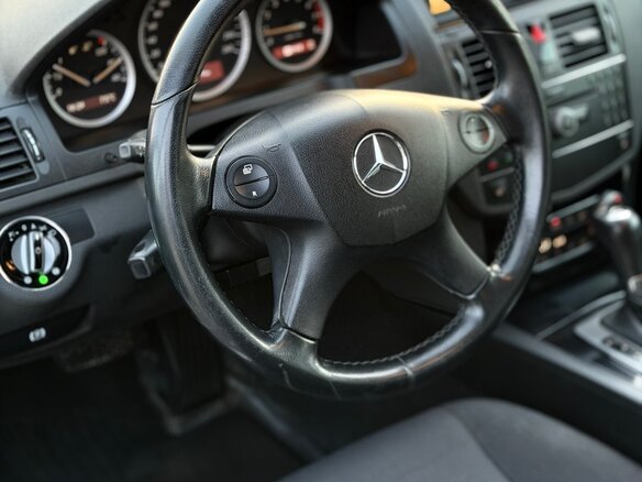 2007 Mercedes-Benz C-Класс 180 Kompressor III (W204), серебристый, 960000 рублей - вид 16