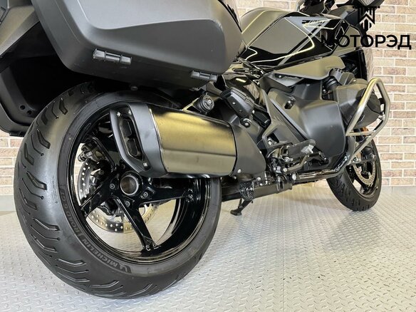 2025 BMW R 1300 RT, чёрный, 2995000 рублей - вид 4