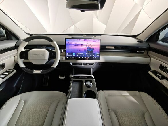 2024 Jetour Dashing I, серый, 2550000 рублей - вид 13