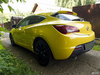 2013 Opel Astra GTC J Рестайлинг, жёлтый, 810000 рублей, вид 3