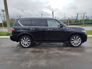 2011 Infiniti QX56 II, чёрный, 1850000 рублей, вид 4