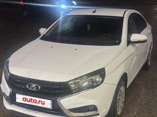 2018 Lada (ВАЗ) Vesta I, белый, 900000 рублей, вид 2