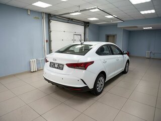 2020 Hyundai Solaris II Рестайлинг, белый, 1399000 рублей, вид 3
