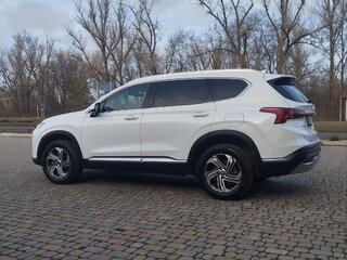 2021 Hyundai Santa Fe IV Рестайлинг, белый, 3300000 рублей, вид 4