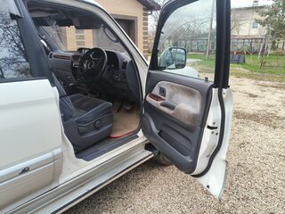 2001 Toyota Land Cruiser Prado 90 Series Рестайлинг, белый, 1000000 рублей, вид 5