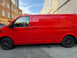 2021 Volkswagen Transporter Long T6 Рестайлинг, красный, 4790000 рублей, вид 5