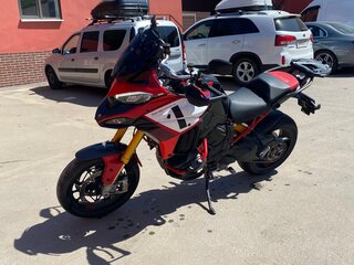2022 Ducati Multistrada V4, красный, 2050000 рублей, вид 4