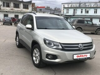 2012 Volkswagen Tiguan I Рестайлинг, серебристый, 1300000 рублей, вид 3