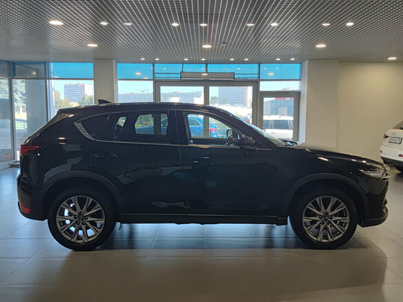 2021 Mazda CX-5 II, чёрный, 2790000 рублей - вид 3