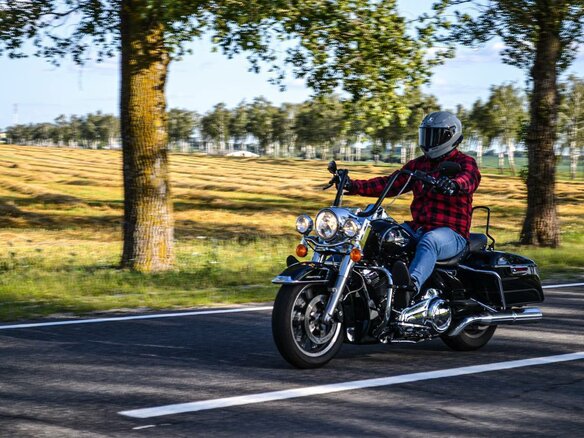 2017 Harley-Davidson Road King, чёрный, 1023184 рублей - вид 11