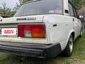 1997 Lada (ВАЗ) 2105, белый, 120000 рублей - вид 6