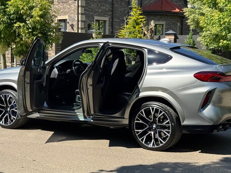 2020 BMW X6 M III (F96), серый, 9000000 рублей, вид 2