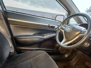 2010 Honda Civic VIII Рестайлинг, белый, 750000 рублей, вид 5