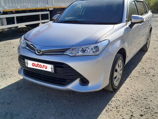 2017 Toyota Corolla Fielder XI (E160, E170, E180) Рестайлинг 1, серебристый, 1380000 рублей, вид 1