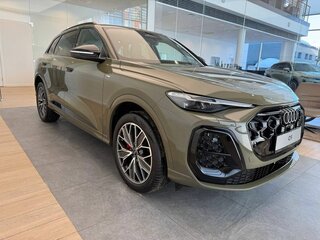 2025 Audi Q5 40 TFSI III (GU), зелёный, 6490000 рублей, вид 2