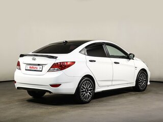 2013 Hyundai Solaris I, белый, 650000 рублей, вид 4